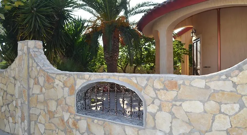 Appartamenti Famiglia Pinna - Villa Gioiosa - Cabras Apartment