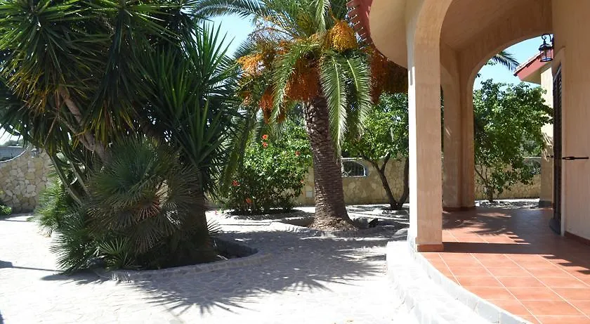 Appartamenti Famiglia Pinna - Villa Gioiosa - Cabras Italy