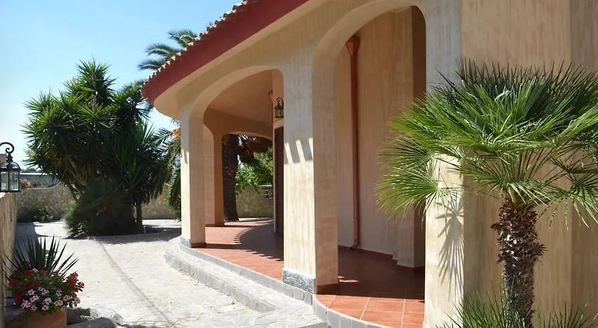 Appartamenti Famiglia Pinna - Villa Gioiosa - Cabras 0*,  Italy