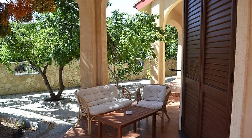 Apartment Appartamenti Famiglia Pinna - Villa Gioiosa - Cabras Italy