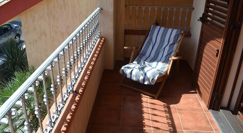 Appartamenti Famiglia Pinna - Villa Gioiosa - Cabras 0*,  Italy